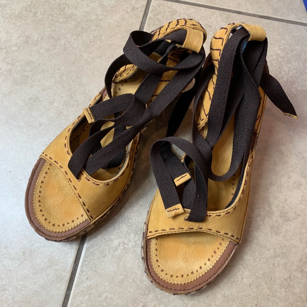 Indigo suede string strap sandals